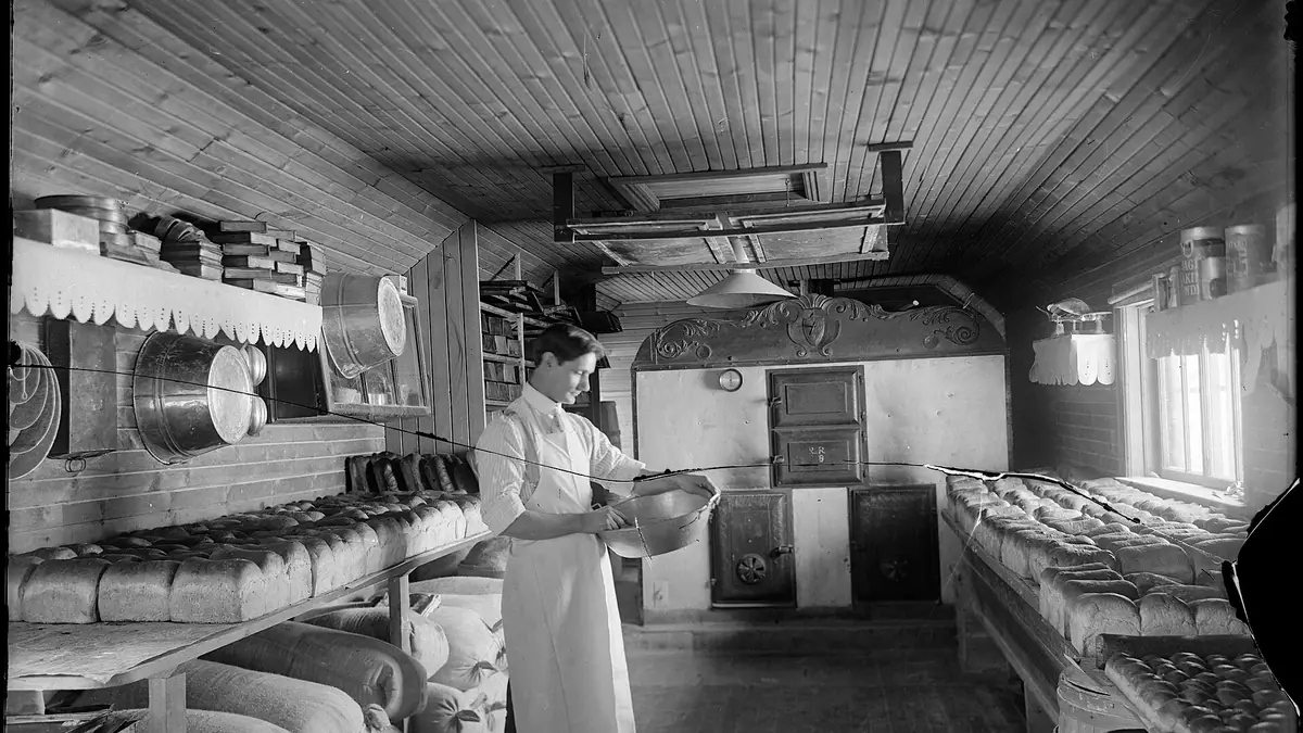 Martins Bakers And Sandwich Makers – bakery in Charlestown, Salford